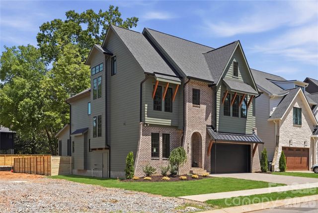 709 Bertonley Avenue, Charlotte, NC 28211