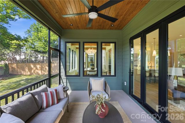 709 Bertonley Avenue, Charlotte, NC 28211