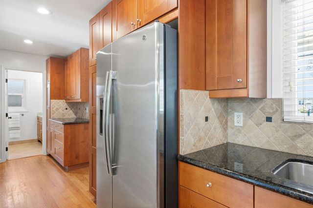 1141 Brownwyk Dr, Sacramento, CA 95822