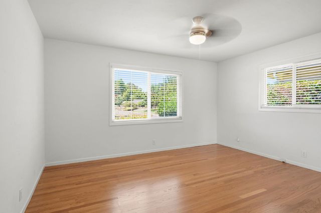 1141 Brownwyk Dr, Sacramento, CA 95822