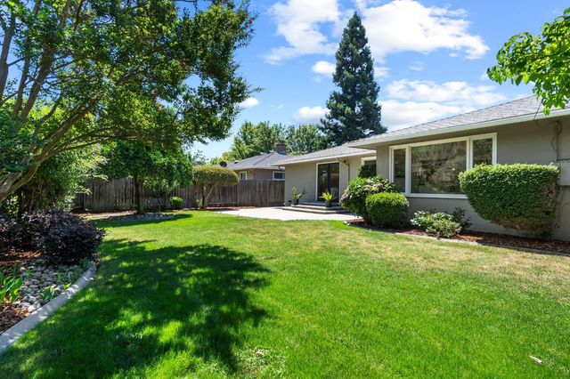 1141 Brownwyk Dr, Sacramento, CA 95822