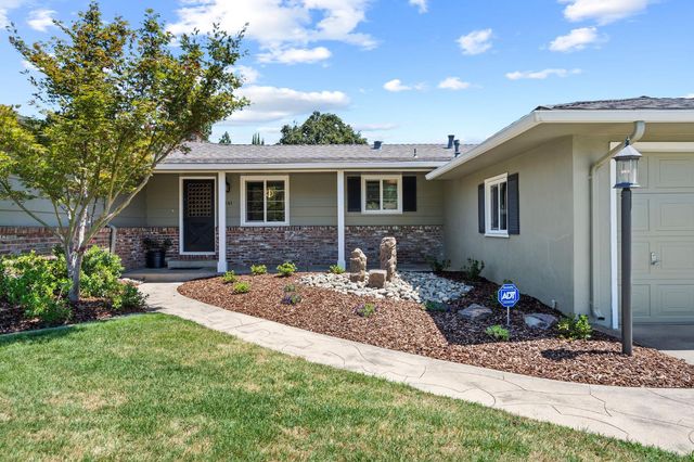 1141 Brownwyk Dr, Sacramento, CA 95822