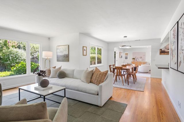 1141 Brownwyk Dr, Sacramento, CA 95822