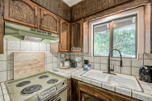 42488 Rock Ledge Road, Shaver Lake, CA 93664