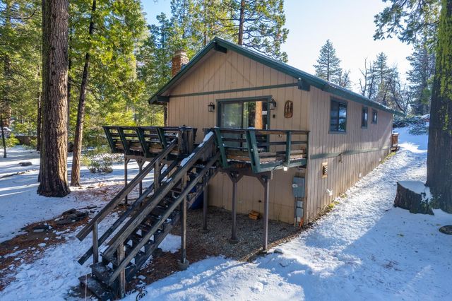 42488 Rock Ledge Road, Shaver Lake, CA 93664