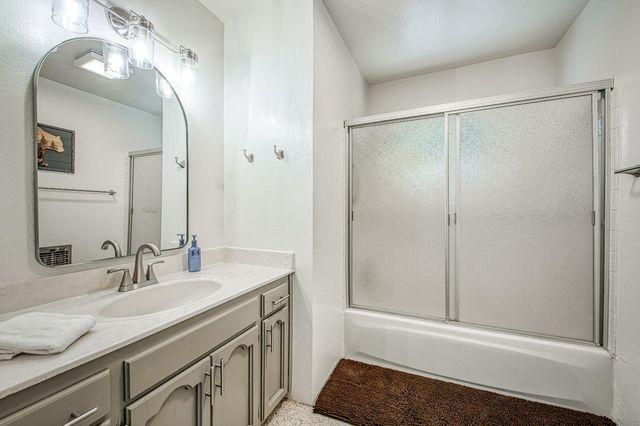 42488 Rock Ledge Road, Shaver Lake, CA 93664