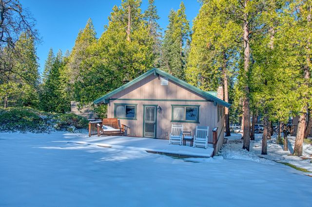 42488 Rock Ledge Road, Shaver Lake, CA 93664
