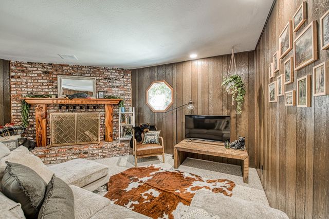 42488 Rock Ledge Road, Shaver Lake, CA 93664