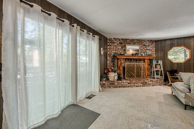 42488 Rock Ledge Road, Shaver Lake, CA 93664