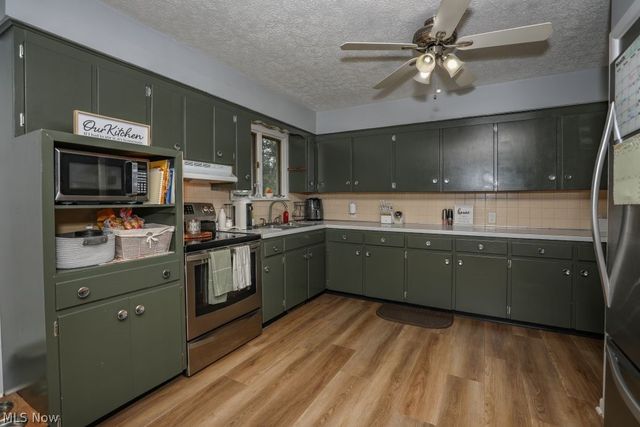 6781 Peck Road, Ravenna, OH 44266