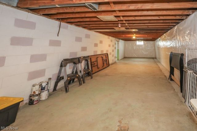 6781 Peck Road, Ravenna, OH 44266