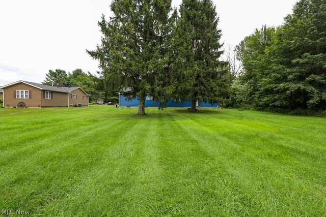6781 Peck Road, Ravenna, OH 44266