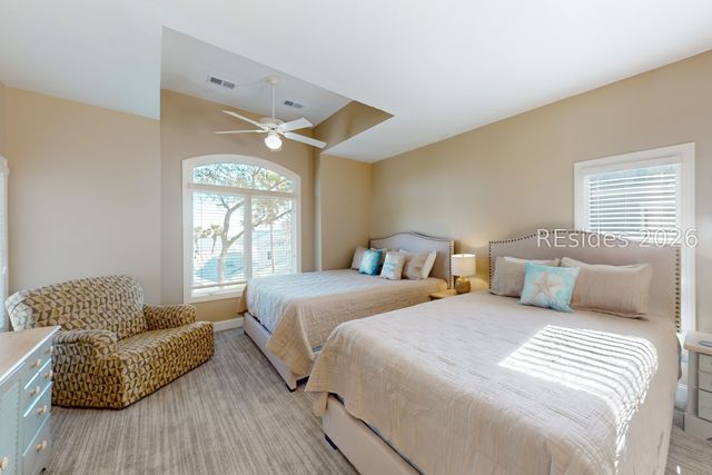 8 Curlew Rd, Hilton Head Island, SC 29928