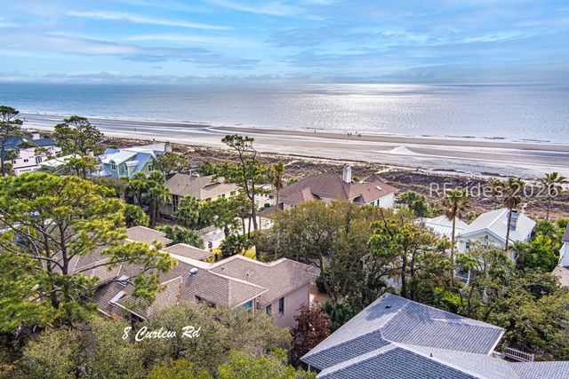 8 Curlew Rd, Hilton Head Island, SC 29928