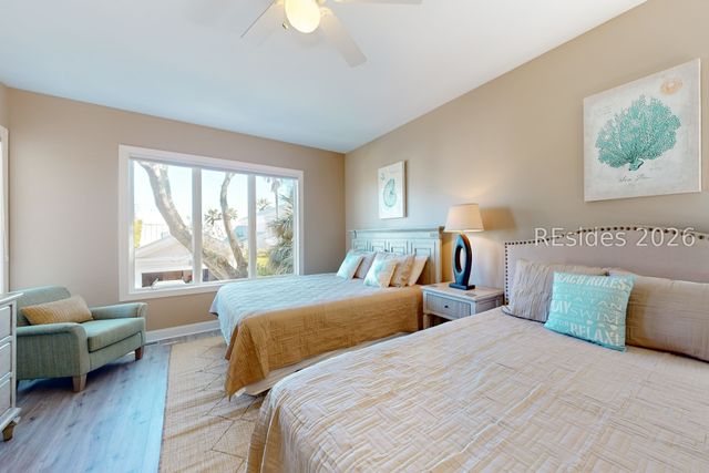 8 Curlew Rd, Hilton Head Island, SC 29928