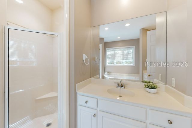 8 Curlew Rd, Hilton Head Island, SC 29928