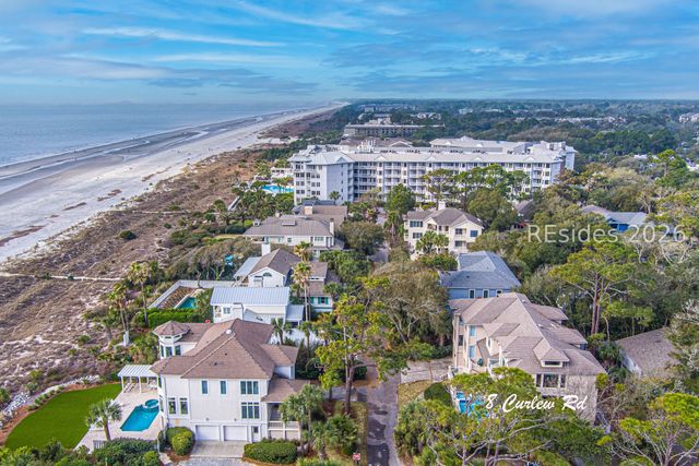 8 Curlew Rd, Hilton Head Island, SC 29928