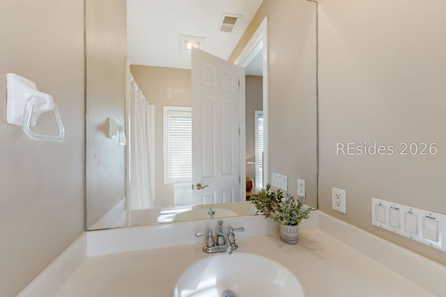 8 Curlew Rd, Hilton Head Island, SC 29928