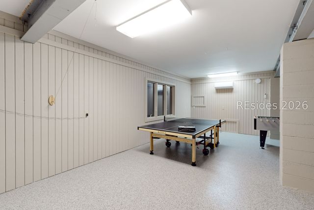 8 Curlew Rd, Hilton Head Island, SC 29928