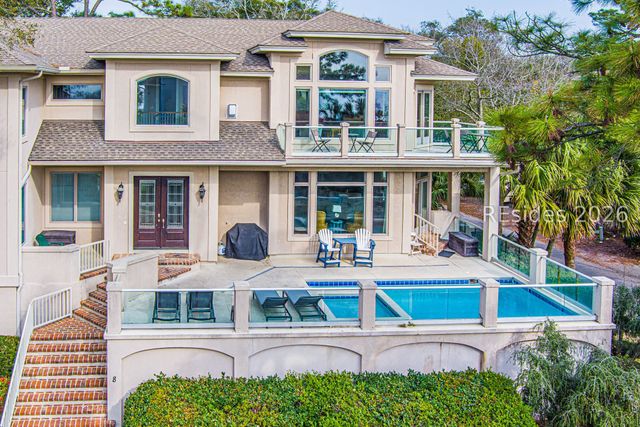 8 Curlew Rd, Hilton Head Island, SC 29928