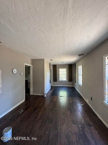 1909 E 27TH Street, Jacksonville, FL 32206