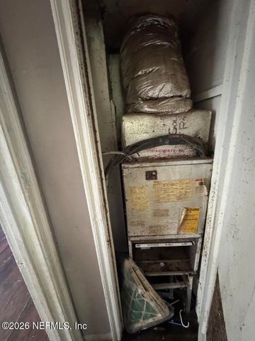 1909 E 27TH Street, Jacksonville, FL 32206