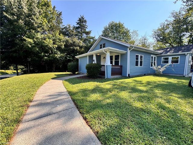 3725 New Walkertown Road, Winston-salem, NC 27105