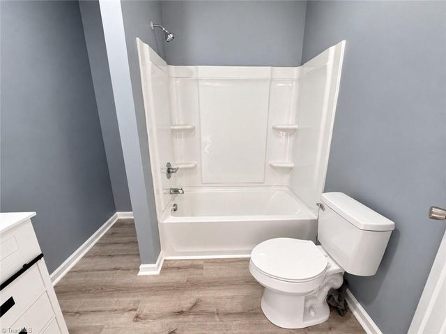 3725 New Walkertown Road, Winston-salem, NC 27105