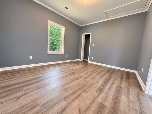 3725 New Walkertown Road, Winston-salem, NC 27105