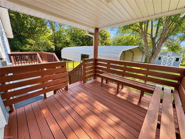 3725 New Walkertown Road, Winston-salem, NC 27105