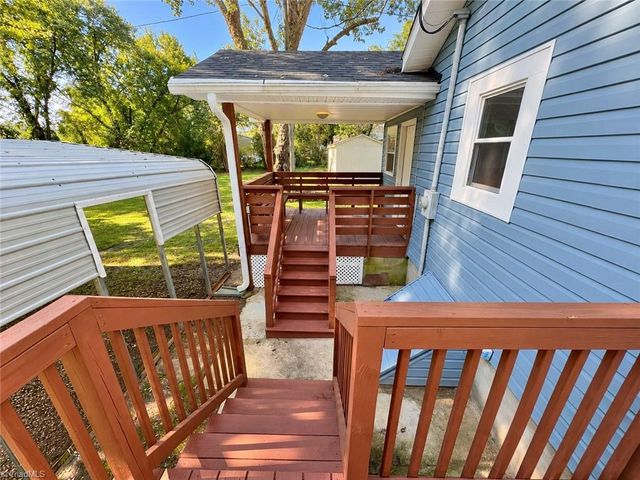 3725 New Walkertown Road, Winston-salem, NC 27105