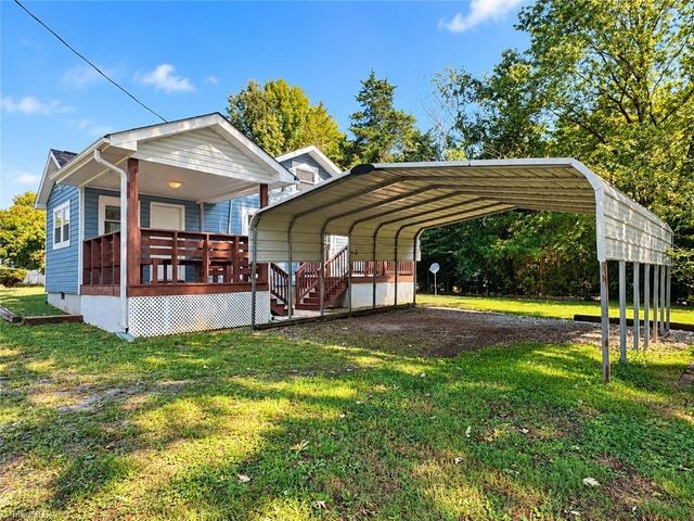 3725 New Walkertown Road, Winston-salem, NC 27105