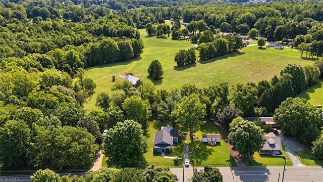3725 New Walkertown Road, Winston-salem, NC 27105