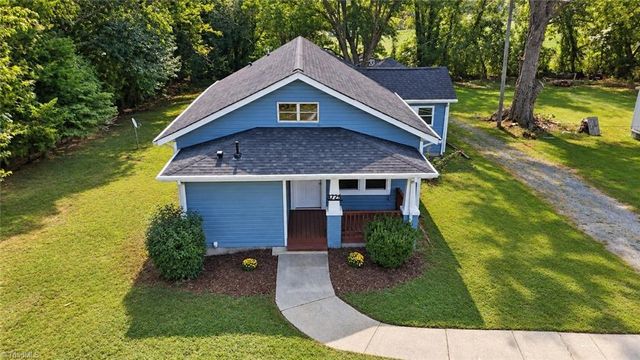 3725 New Walkertown Road, Winston-salem, NC 27105
