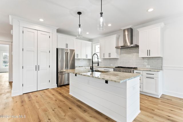 219 Greenville Avenue, Carolina Beach, NC 28428