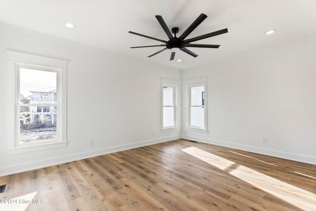 219 Greenville Avenue, Carolina Beach, NC 28428