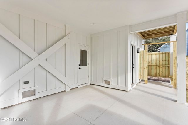 219 Greenville Avenue, Carolina Beach, NC 28428