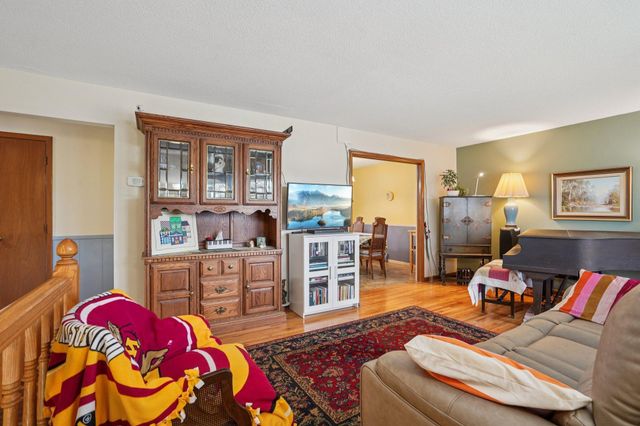 7410 Melody Drive NE, Fridley, MN 55432