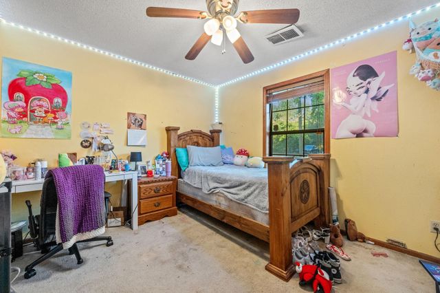 71 N Shady Oaks Drive Drive, Point Blank, TX 77364