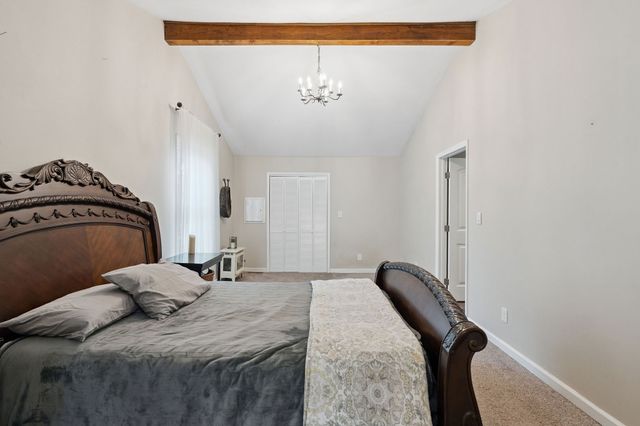 9032 S Harpeth Ct, Nashville, TN 37221