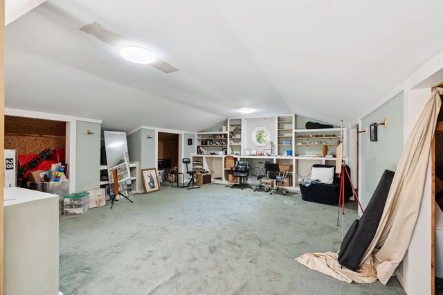 9032 S Harpeth Ct, Nashville, TN 37221