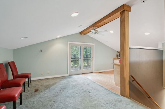 9032 S Harpeth Ct, Nashville, TN 37221