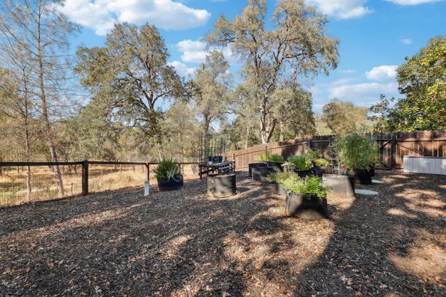 3460 El Dorado Rd, Placerville, CA 95667