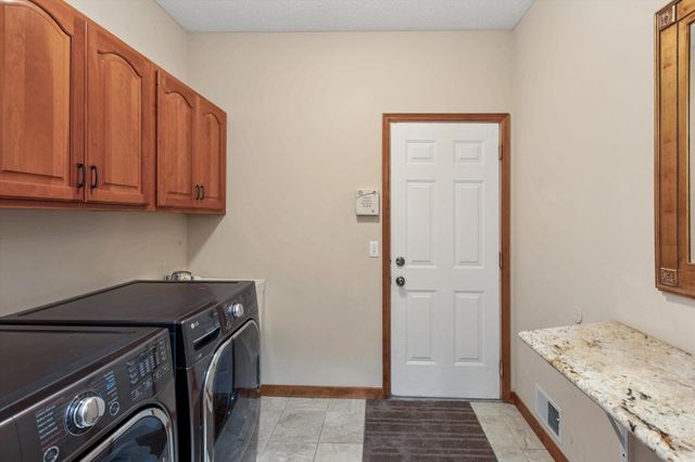 14550 Hunters Lane, Savage, MN 55378