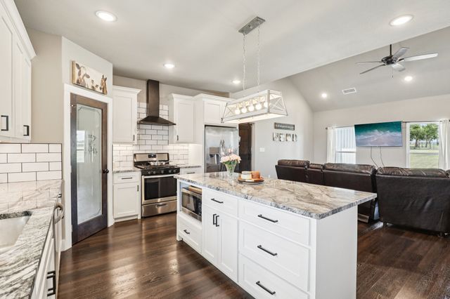 4182 County Road 2206, Greenville, TX 75402