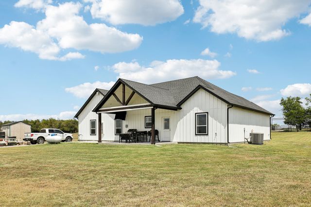 4182 County Road 2206, Greenville, TX 75402