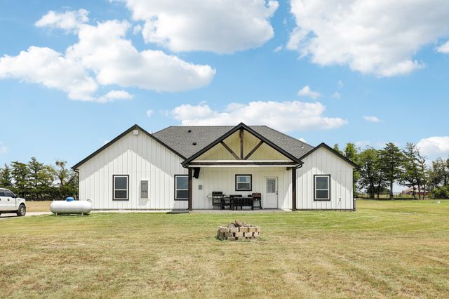 4182 County Road 2206, Greenville, TX 75402