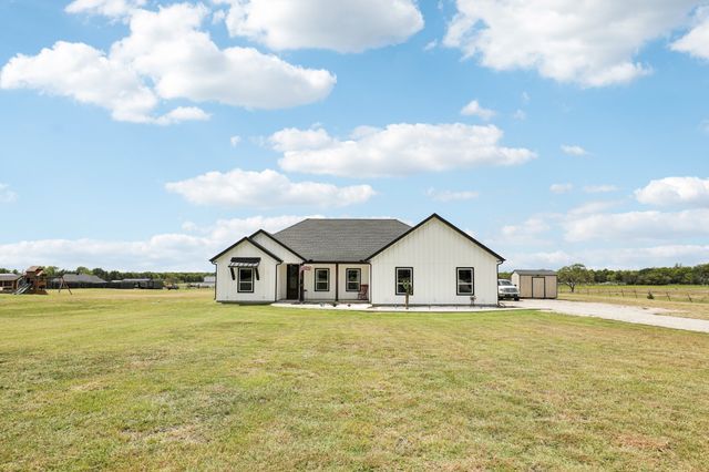 4182 County Road 2206, Greenville, TX 75402