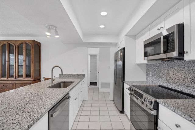 4078 PELICAN SHORES CIRCLE, Englewood, FL 34223