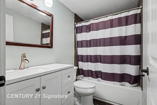 7455 Swan Creek Road, Saginaw, MI 48603